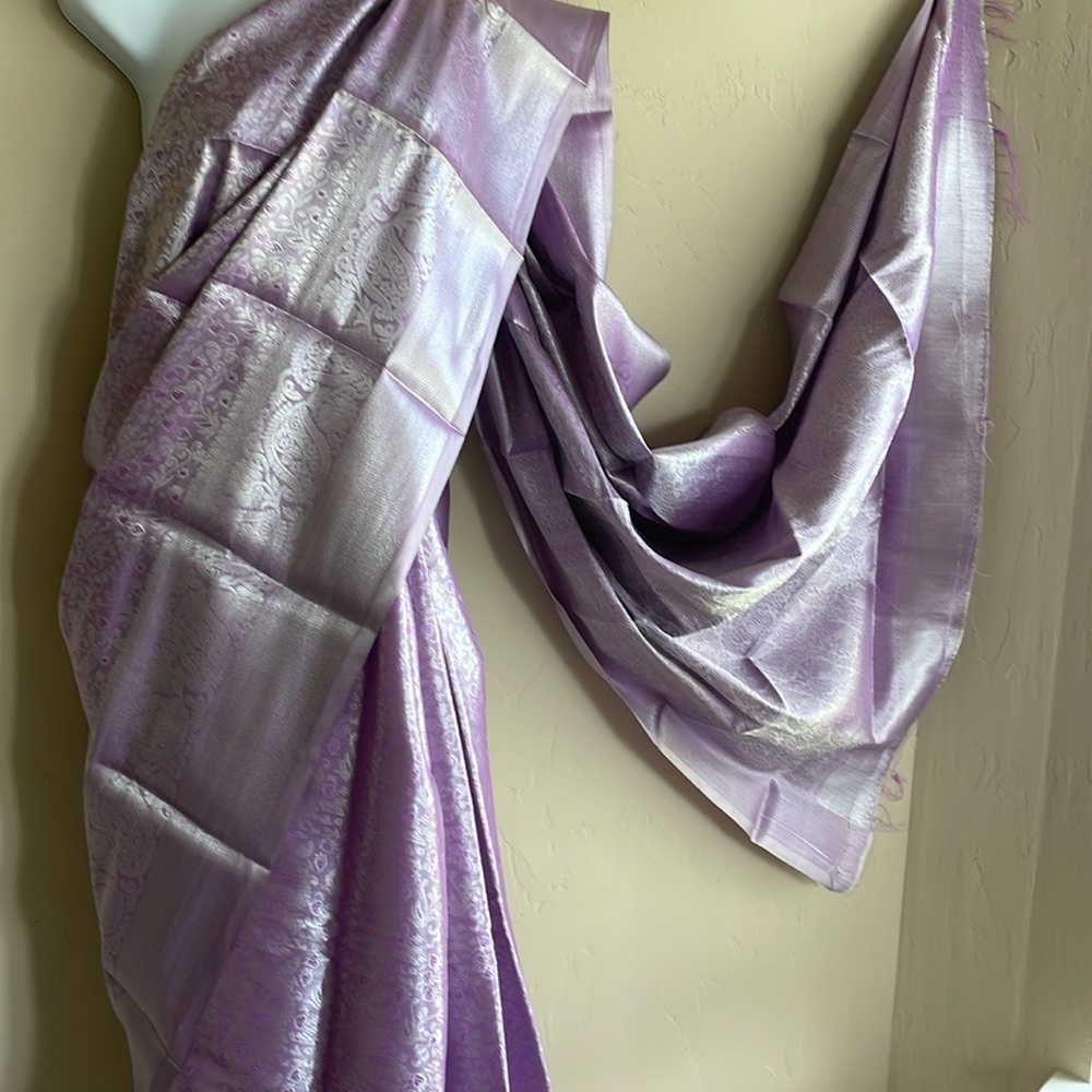 Saree - Picture 10 of 11